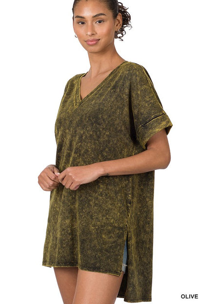 MINERAL WASH ROLLED SHORT SLEEVE V-NECK TOP