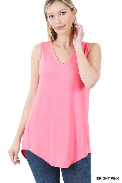 LUXE RAYON SLEEVELESS V-NECK HI-LOW HEM TOP