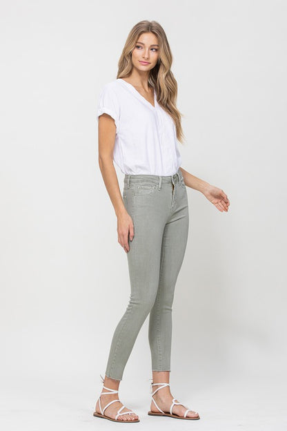 MID RISE DENIM OLIVE SKINNY FRAY HEM