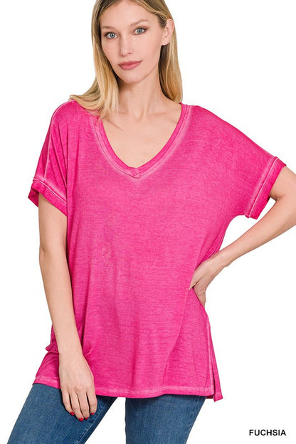 WASHED SHORT SLEEVE V-NECK TOP W HI-LOW HEM