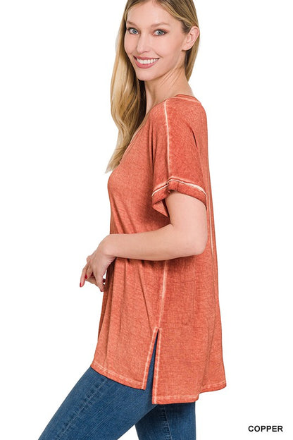 WASHED SHORT SLEEVE V-NECK TOP W HI-LOW HEM