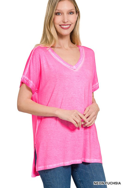 WASHED SHORT SLEEVE V-NECK TOP W HI-LOW HEM