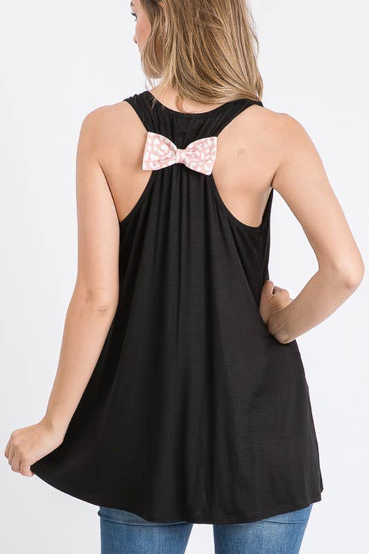 ST1730-11 SOLID TOP WITH ANIMAL POCKET AND RIBBON BACK