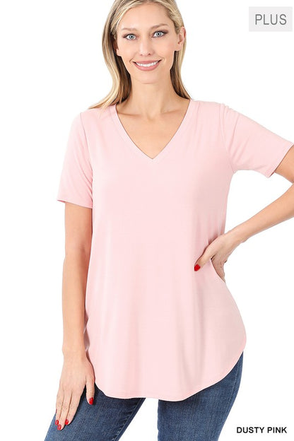 PLUS SHORT SLEEVE V-NECK ROUND HEM TOP