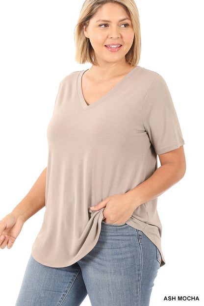 PLUS SHORT SLEEVE V-NECK ROUND HEM TOP