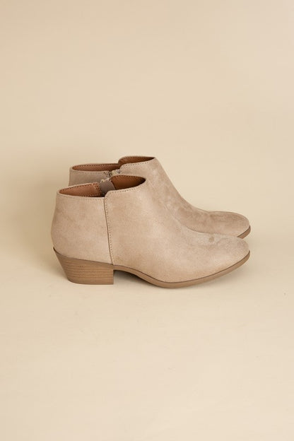 MUG ANKLE BOOTS