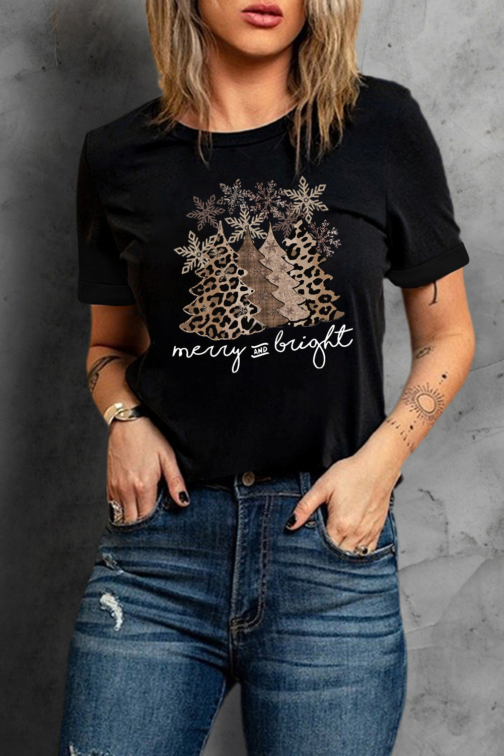Black Leopard Christmas Tree Heat Transfer Printing Crew Neck Graphic T Shirt