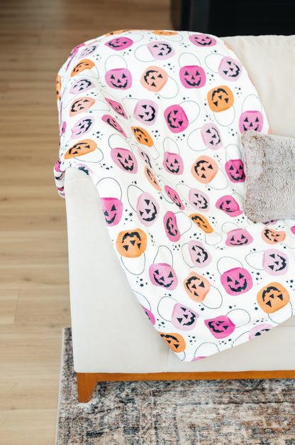 PREORDER: Halloween Fleece Blanket in Colorful Jacks