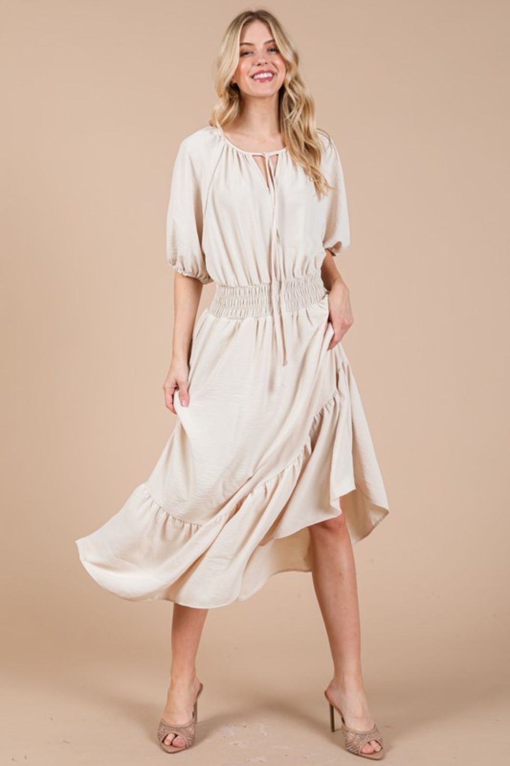 Ces Femme Smocked Elastic Waist Tie Neck Puff Sleeve Dress