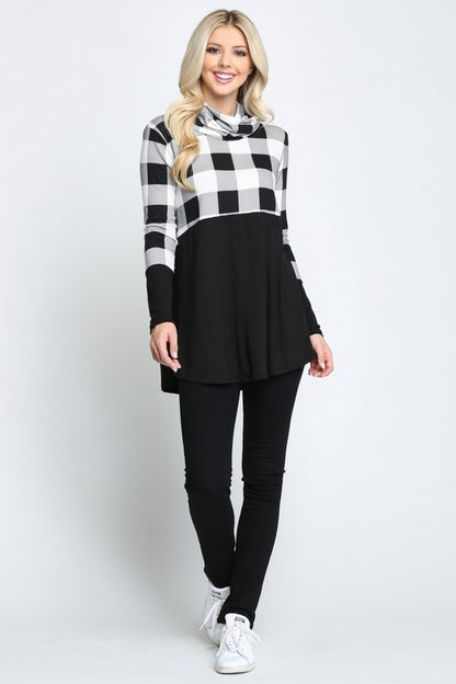 Plus Contrast Long Sleeve Turtle Neck Top