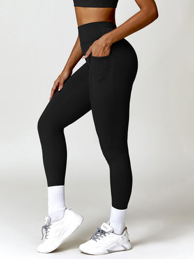 Ruched Pocketed High Waist Active Leggings